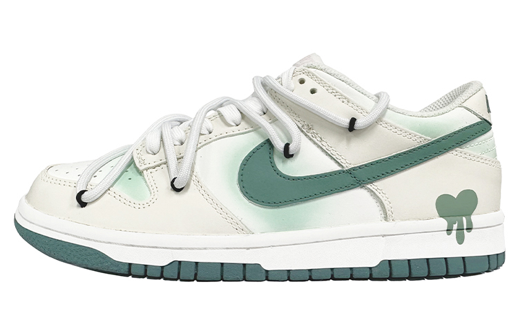 Buy [Kasut Custom] Nike Dunk Low 'Putih Hijau Hati Graffiti' FD9911-101(TeamK-爱心涂鸦)