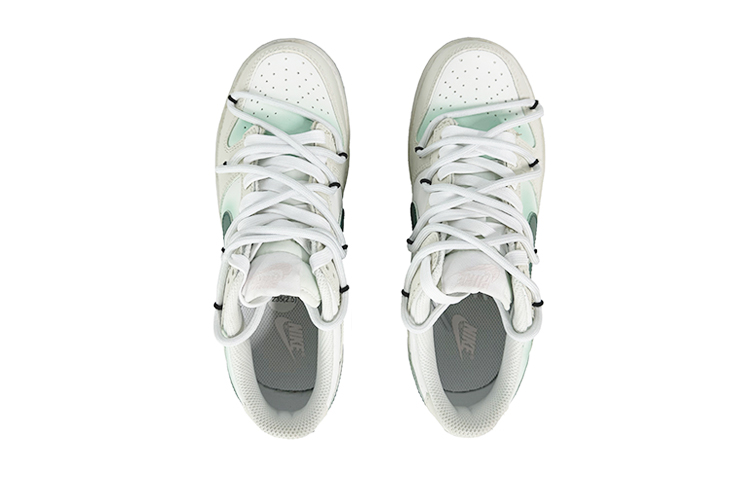 Shop [Kasut Custom] Nike Dunk Low 'Putih Hijau Hati Graffiti' FD9911-101(TeamK-爱心涂鸦)