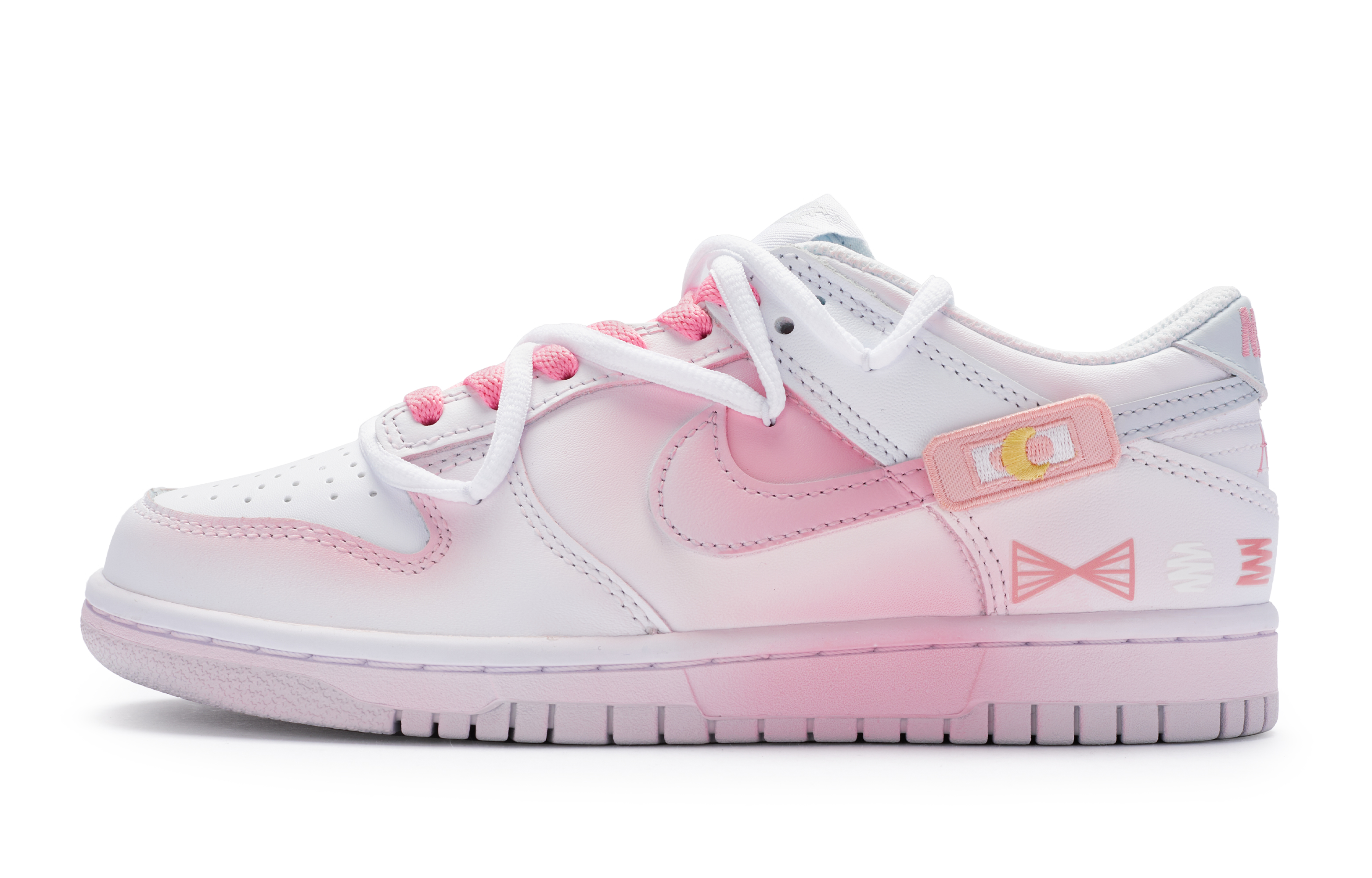 Buy [Sepatu Custom] Nike Dunk Low 'Putih Pink Moon Band-Aid' DH9765-102(Team80-女款月亮创可贴)