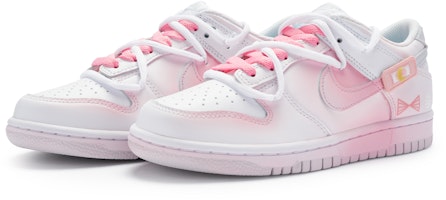 【訂製球鞋】 Nike Dunk Low 811製造 月亮創可貼 療癒系列 溫柔少女 白月光 低筒 板鞋 GS 白粉 Lookbook 【訂製球鞋】 Nike Dunk Low 811製造 月亮創可貼 療癒系列 溫柔少女 白月光 低筒 板鞋 GS 白粉