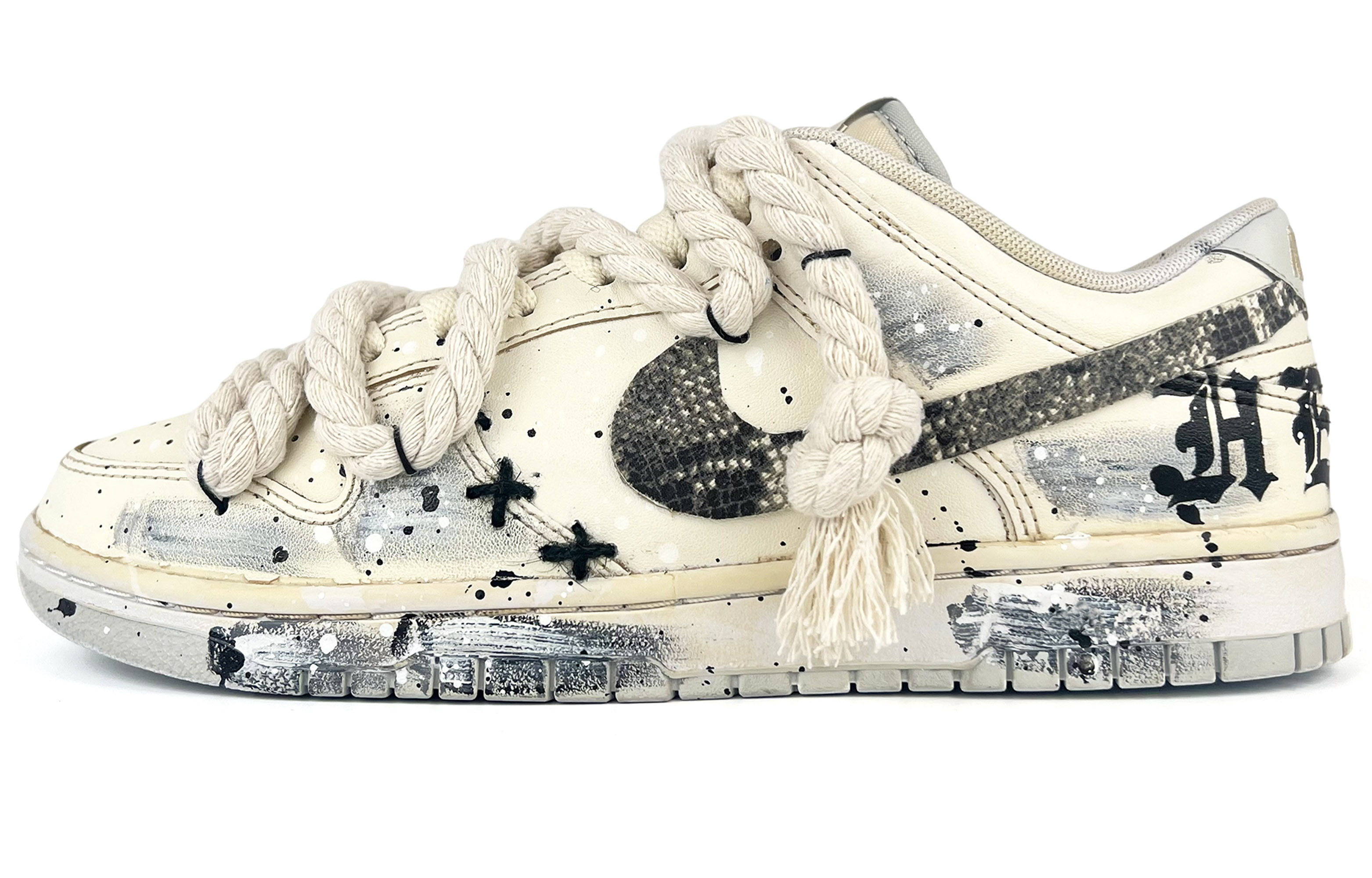 Buy [Kasut Kastam] Nike Dunk Rendah 'Ular Putih Dekonstruksi' DV0831-101(Team45-白蟒哥特)