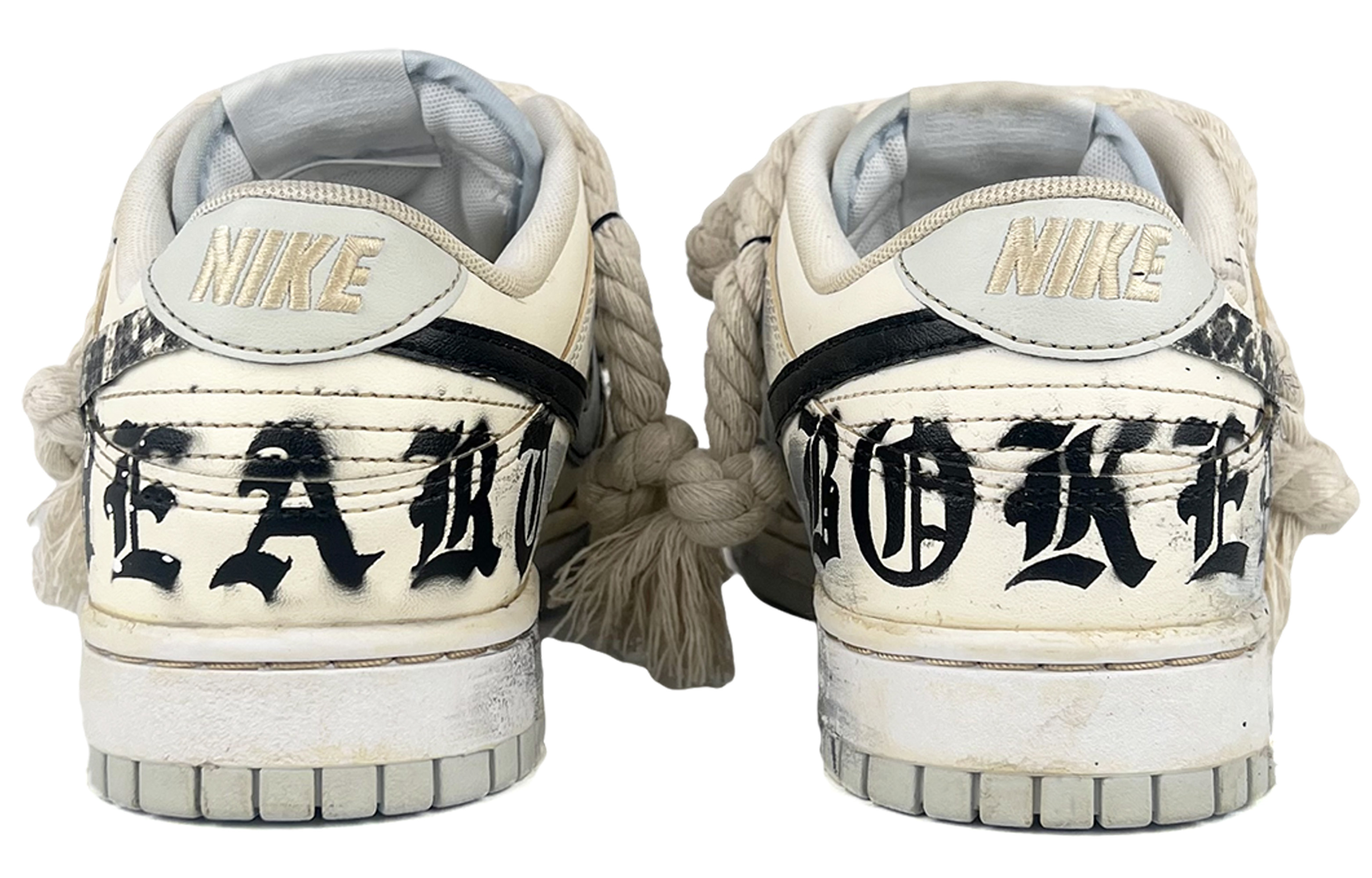 Shop [Kasut Kastam] Nike Dunk Rendah 'Ular Putih Dekonstruksi' DV0831-101(Team45-白蟒哥特)