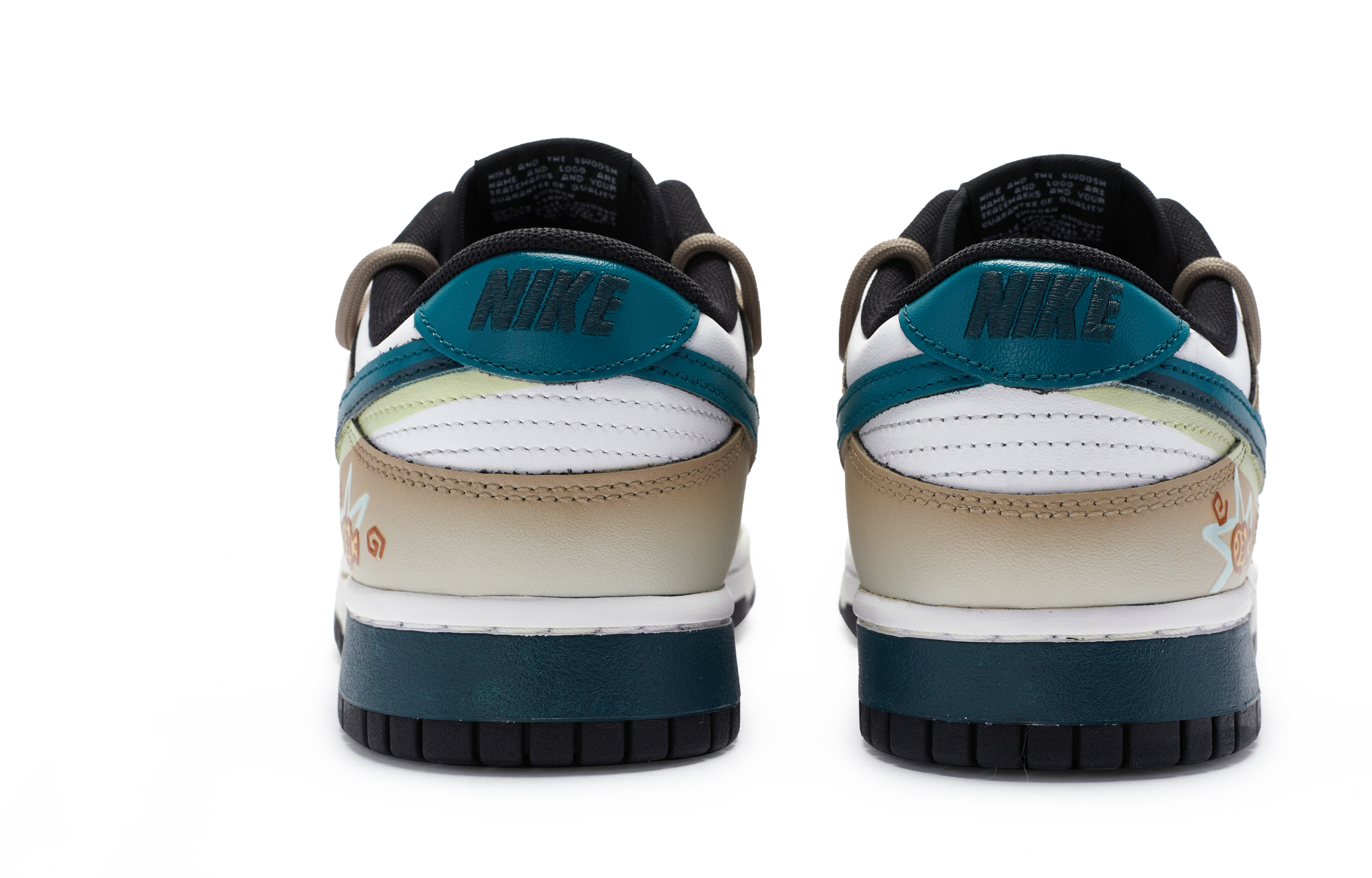 Shop 나이키 덩크 로우 '와플 다이야키' 브라운 (80 characters) CW1590-100(Team80-女款WOW鲷鱼烧)