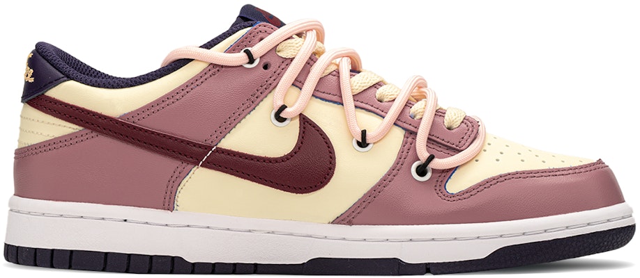 【客製球鞋】 Nike Dunk FZBB 主題 y2k 搭配 高筒 滑板鞋 GS 米粉 Lookbook 【客製球鞋】 Nike Dunk FZBB 主題 y2k 搭配 高筒 滑板鞋 GS 米粉