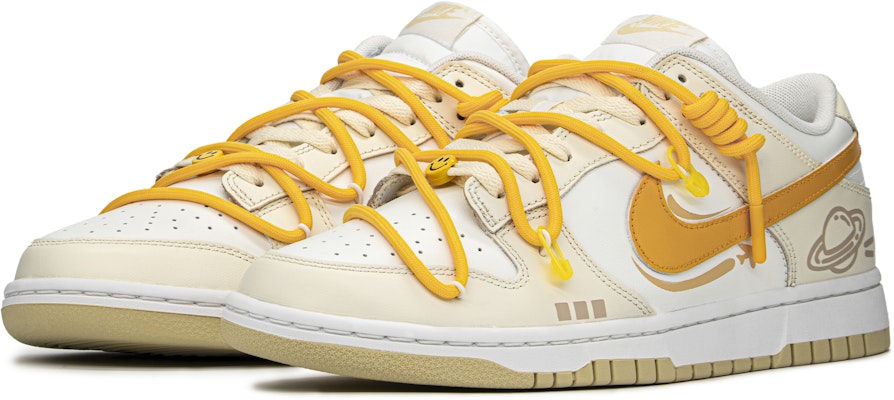 나이키 덩크 로우 '옐로우-화이트 코스모스' (커스텀) DV0833-100(TeamA-宇宙探索) Lookbook 나이키 덩크 로우 '옐로우-화이트 코스모스' (커스텀) DV0833-100(TeamA-宇宙探索)