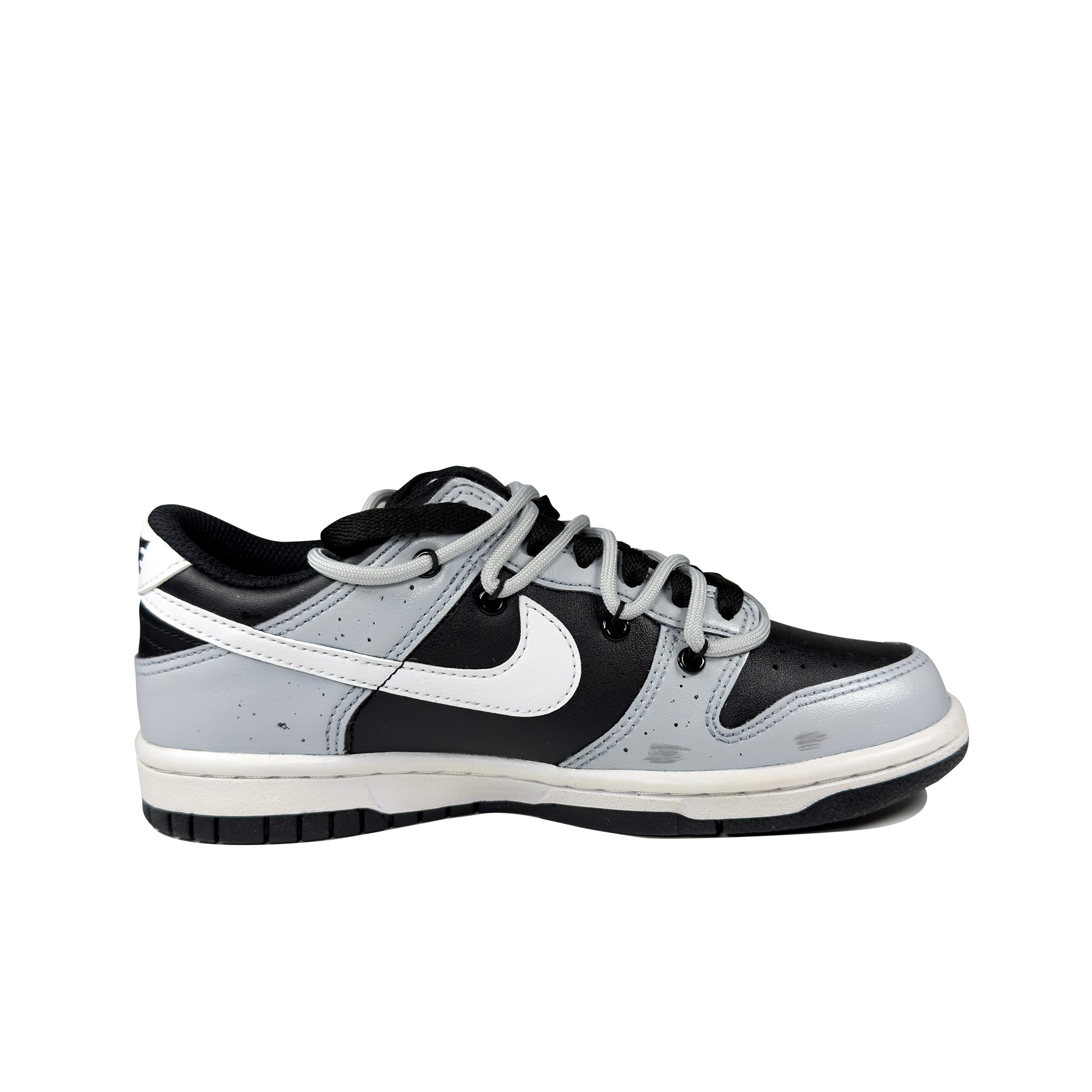 Order [Kasut Custom] Nike Dunk Low 'Zi Fei Yu Distressed Hitam Putih Kelabu' FD1232-001(Team95-子非鱼)