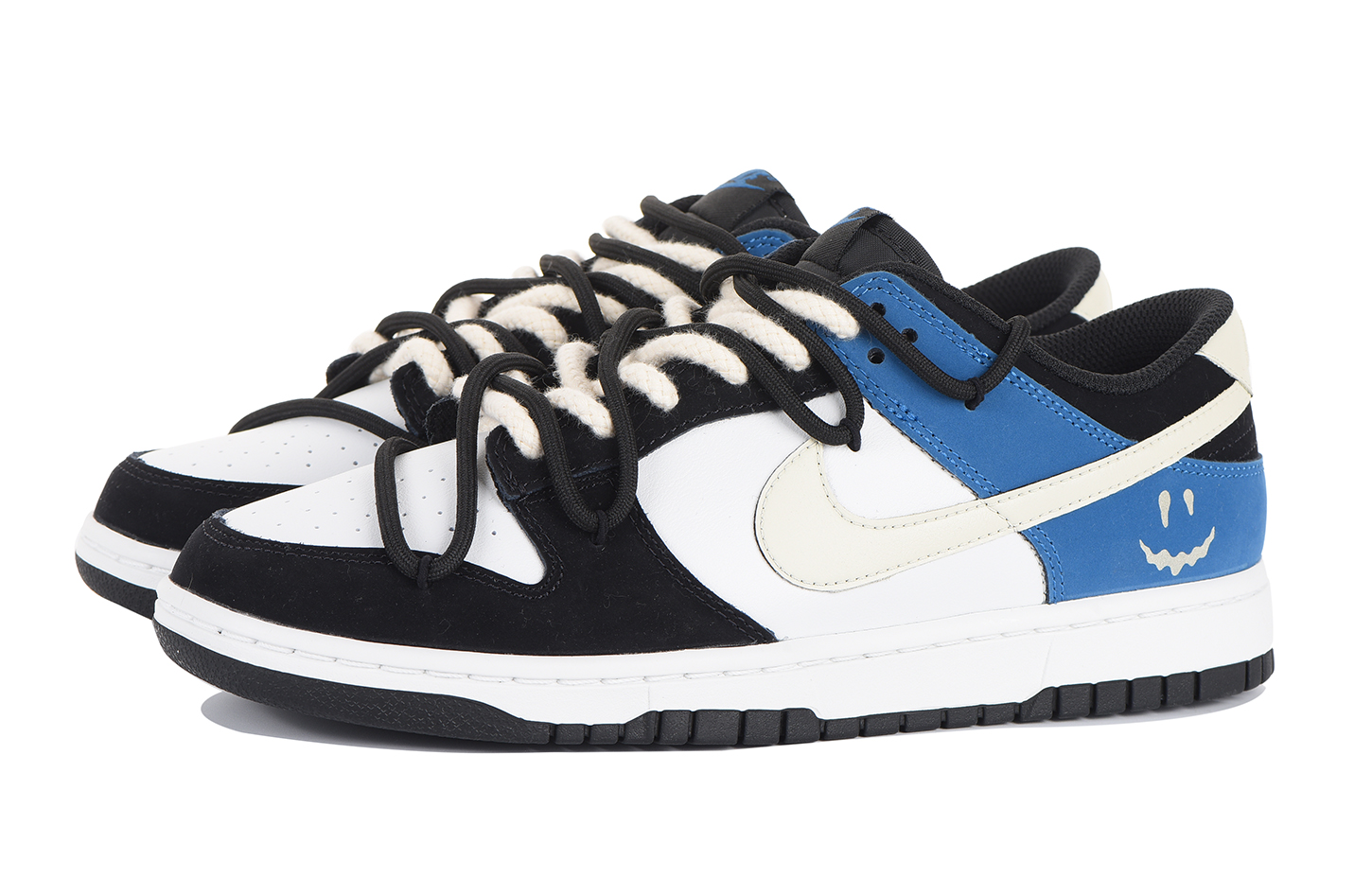 Shop 【カスタムシューズ】ナイキダンクロウ『ハイストリート・ゴーフィースマイルギフトボックス』FD6923-100-466845 FD6923-100-466845