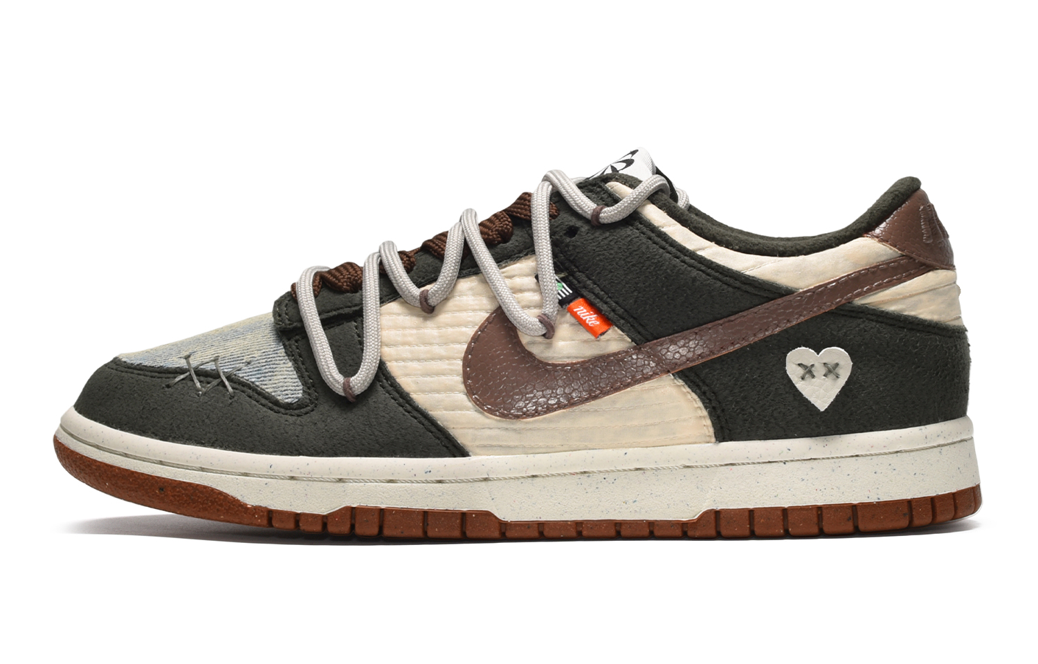 Buy [Nike Custom] Nike Dunk Low Kustom 'Jahitan Denim Putih Coklat' DC9561-300-471189