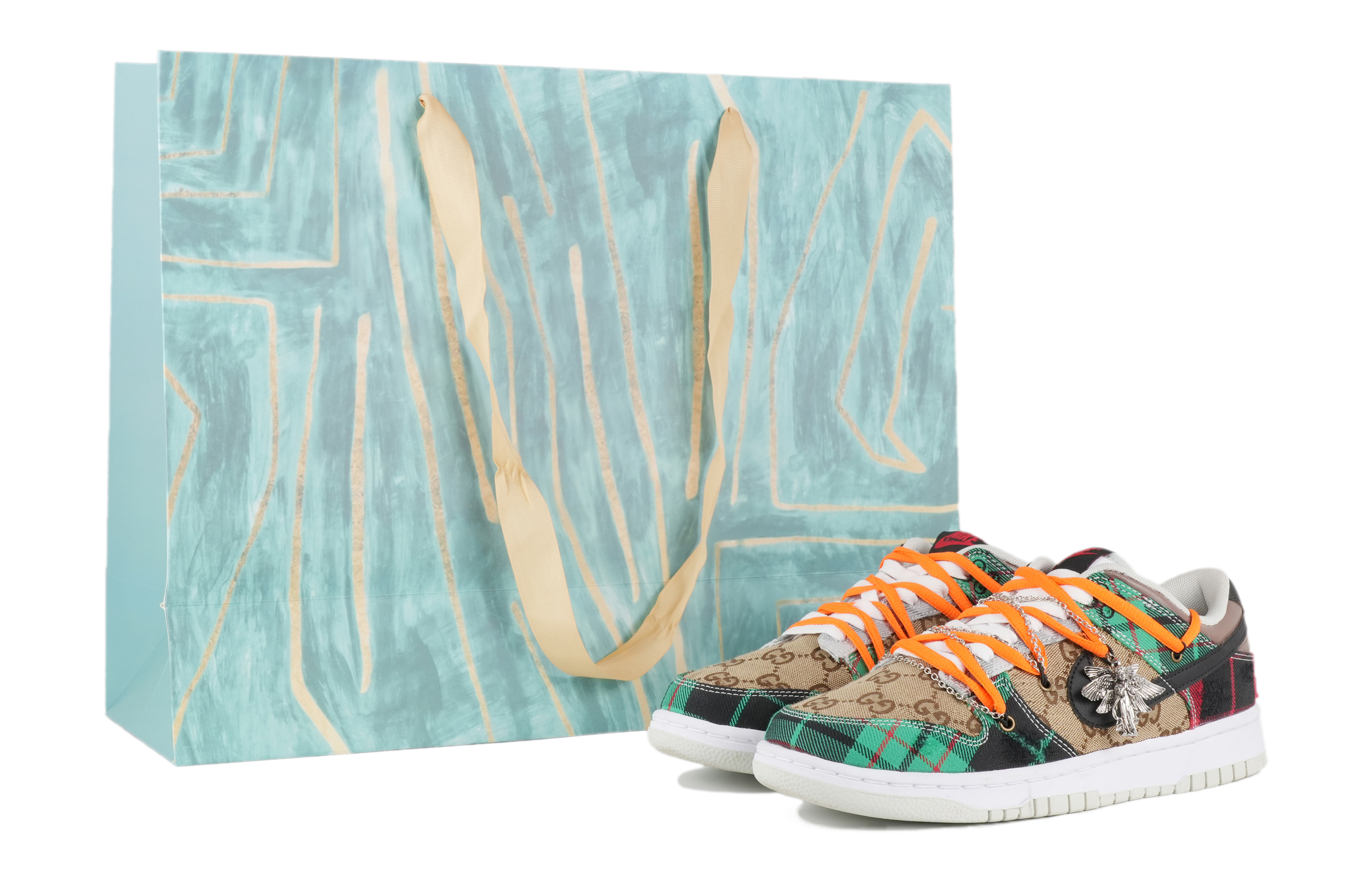 Buy 【定製球鞋】Nike Dunk Low Retto 綠野仙蹤 特別禮盒 胖小匠定製 解構 防滑耐磨 低筒 板鞋 男款 黃綠