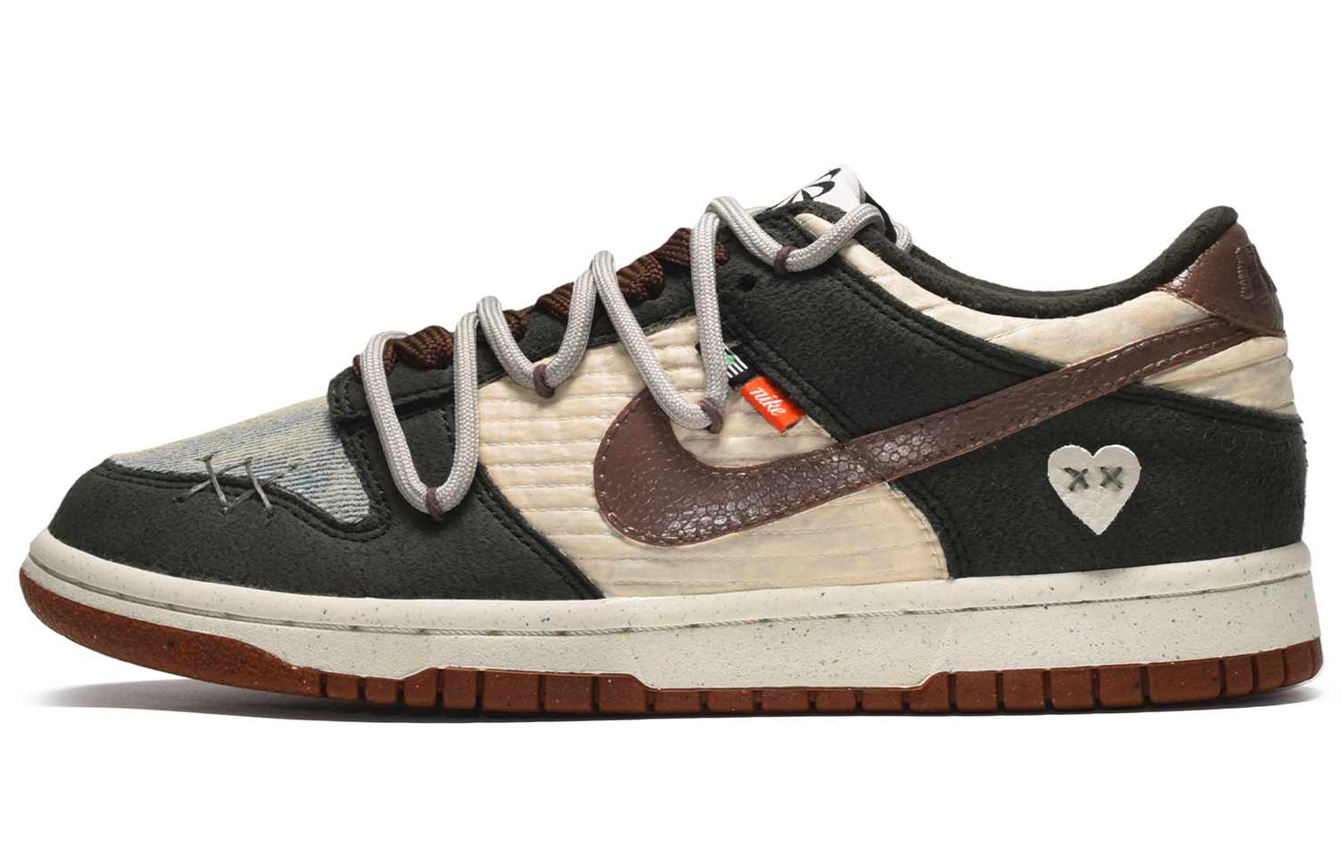 Buy 【客製化球鞋】Nike Dunk Low CUS ID 牛仔縫線 愛心 低筒 板鞋 男款 白棕