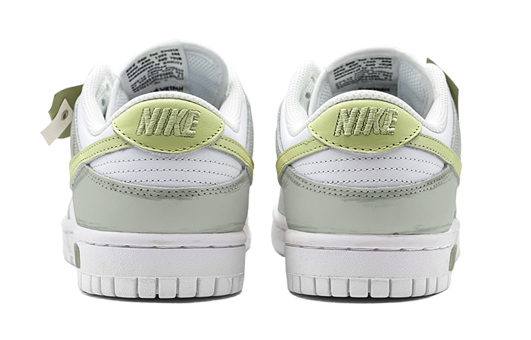 Shop カスタム ダンク ロー "アボカド" (Nike) DJ6188-101(TeamS-抹茶绿时尚印标)