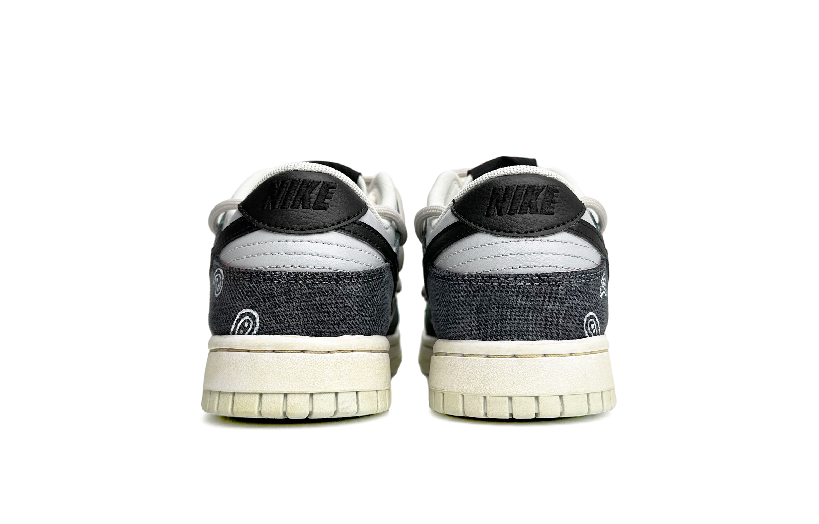 Shop [Zapatos Personalizados] Nike Dunk Low Retro 'Blanco y Negro a Cuadros' DV0827-100(Team11-水洗腰果花男款黑白)