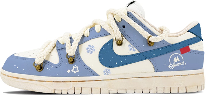 custom-shoes-nike-dunk-low-retro-christmas-vibe-oxidized