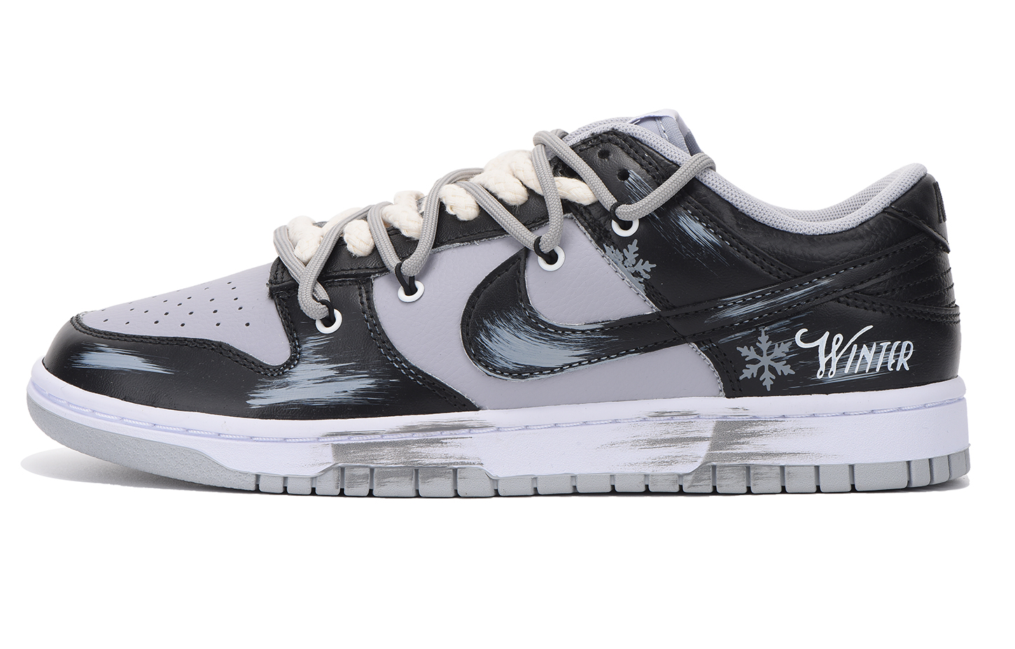 Buy 【カスタムシューズ】ナイキ ダンク ロー レトロ『クリスマス バイブ ブラック グレー』 DJ6188-003(Team拾伍-男款黑灰雪花)
