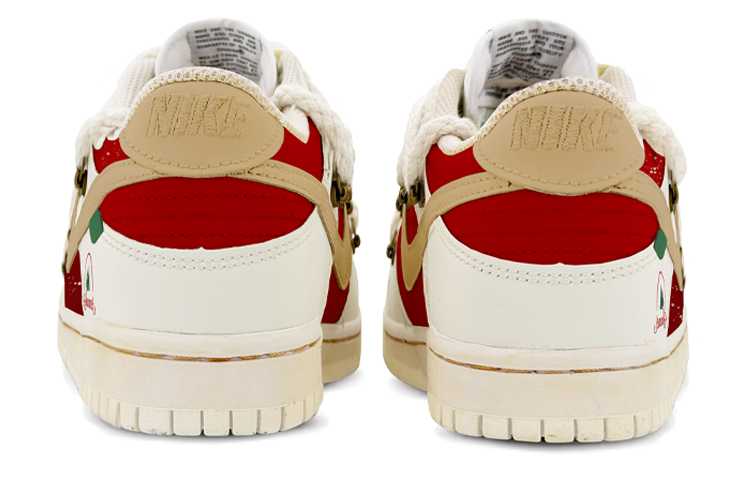 Shop 나이키 덩크 로우 레트로 '크리스마스 오프화이트' (커스텀) DJ6188-101(TeamK-红色圣诞)