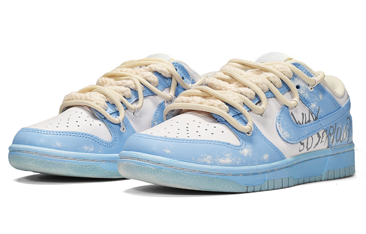 Lookbook 나이키 덩크 로우 코코넛밀크 디컨 블루화이트 (커스텀) DJ6188-100(TeamE-男款解构风浸染蓝白)