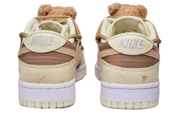 Shop [Sepatu Custom] Nike Dunk Low Retro 'Coconut Milk Valentine's Day' DJ6188-100(TeamJ-男款喷绘米棕小熊)
