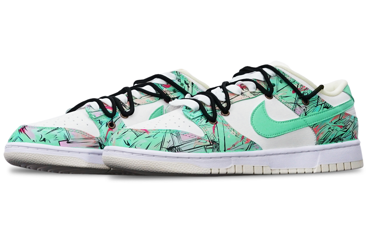 Shop 【カスタムシューズ】ナイキダンクロー レトロ『サイバーパンクグリーンアブストラクト』 DJ6188-100(TeamT-机械线路绿白S-BOX)