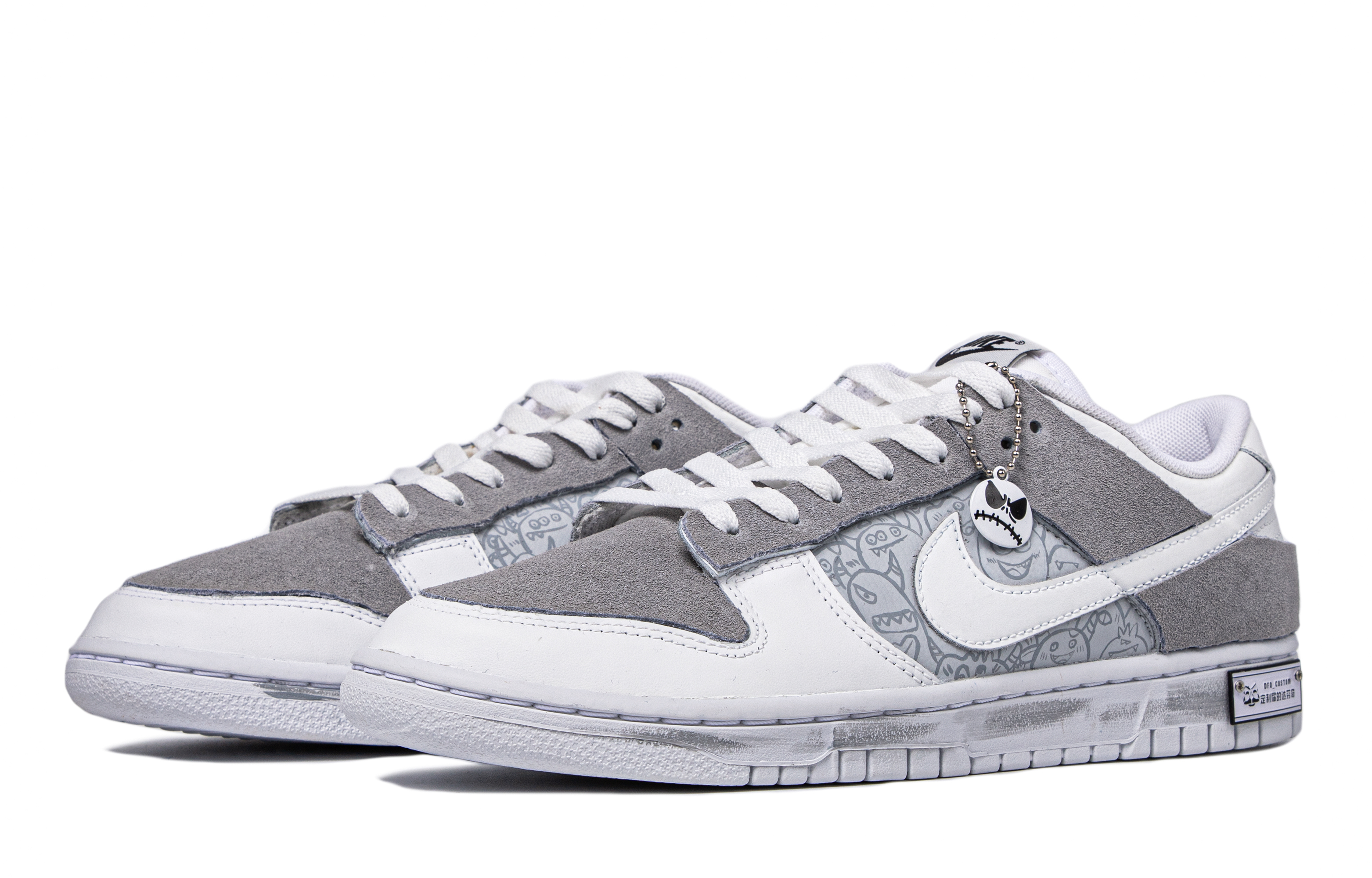 Shop [Kasut Tersuai] Nike Dunk Low Retro 'Da Vinci Grey Monster' DH9765-100(TeamM-女款怪兽乐园)