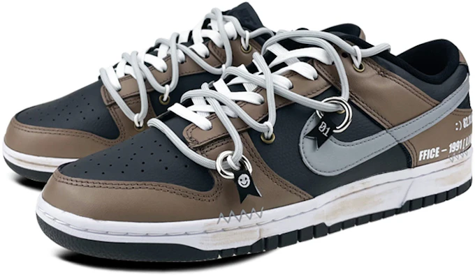 나이키 덩크 로우 '메탈릭 버클 스마일' (커스텀) DJ6188-002(Team叁-男款摩卡笑脸金属扣) Lookbook 나이키 덩크 로우 '메탈릭 버클 스마일' (커스텀) DJ6188-002(Team叁-男款摩卡笑脸金属扣)