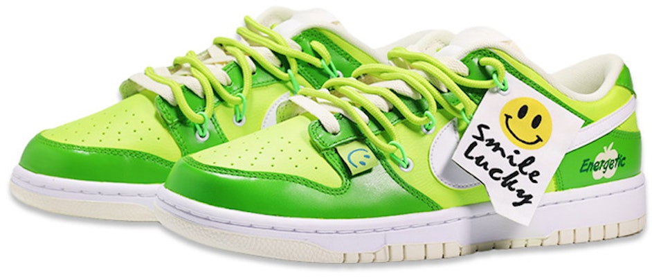 나이키 덩크 로우 '해체된 애플그린 스마일' (커스텀) DJ6188-100(TeamF-男款笑脸苹果绿) Lookbook 나이키 덩크 로우 '해체된 애플그린 스마일' (커스텀) DJ6188-100(TeamF-男款笑脸苹果绿)