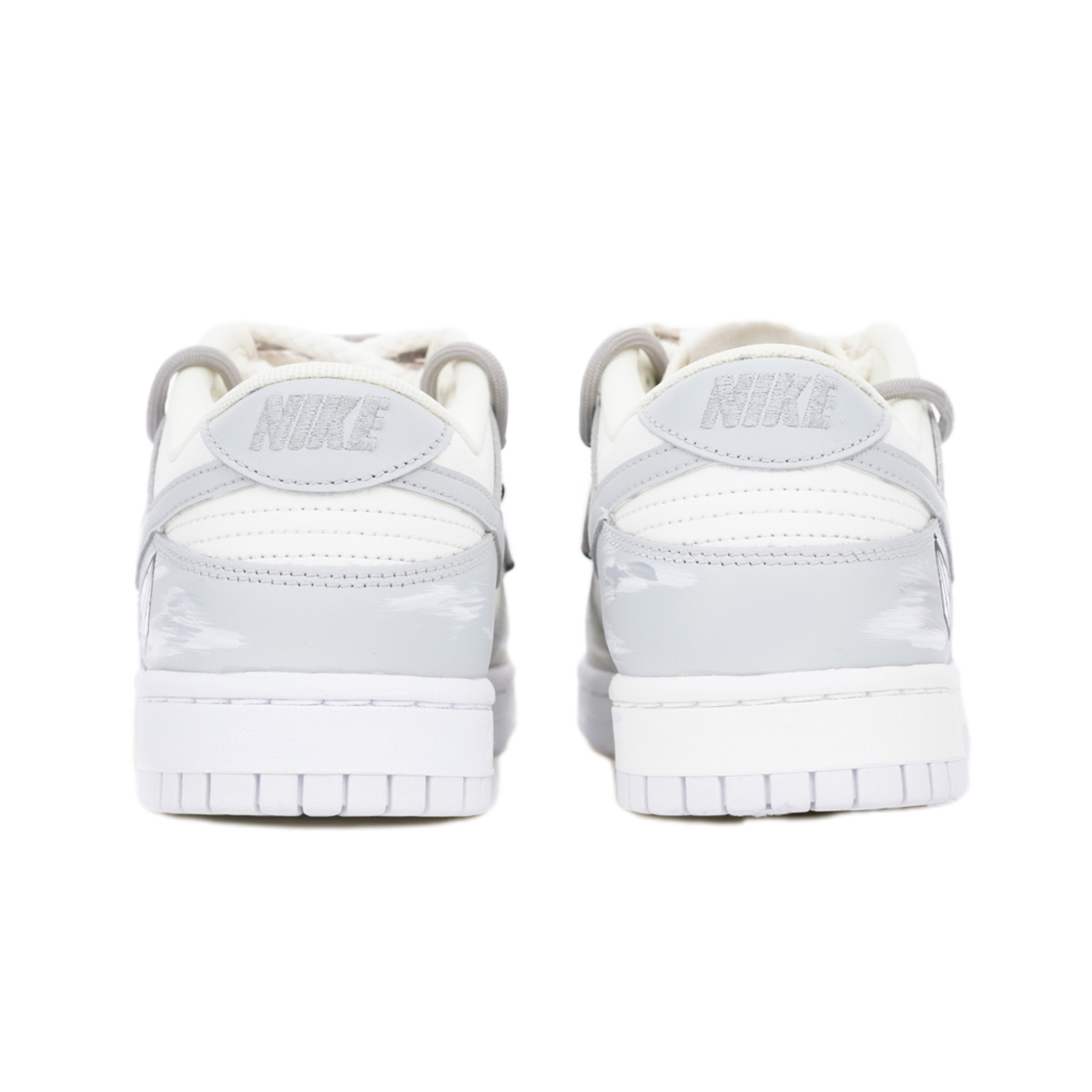 Shop 【訂製球鞋】Nike Dunk Low Retro 解構 vibe風 做舊 紙飛機 禮物 塗鴉 情侶 低幫 板鞋 男款 灰白