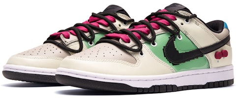 나이키 덩크 로우 레트로 '게임보이' (그린/블랙/베이지) DJ6188-002(TeamR-男款游戏机) Lookbook 나이키 덩크 로우 레트로 '게임보이' (그린/블랙/베이지) DJ6188-002(TeamR-男款游戏机)