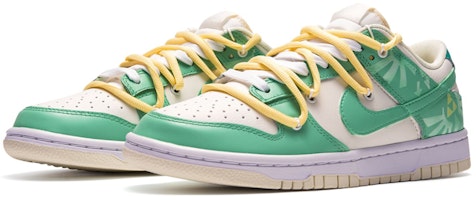 나이키 덩크 로우 레트로 '게임보이 레이저' (커스텀) DJ6188-100(TeamR-男款镭射) Lookbook 나이키 덩크 로우 레트로 '게임보이 레이저' (커스텀) DJ6188-100(TeamR-男款镭射)