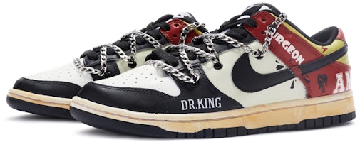 【定製球鞋】 Nike Dunk Low Retro 姜戈 手繪噴繪鏈條鞋帶 低幫 板鞋 男款 黑紅 Lookbook 【定製球鞋】 Nike Dunk Low Retro 姜戈 手繪噴繪鏈條鞋帶 低幫 板鞋 男款 黑紅
