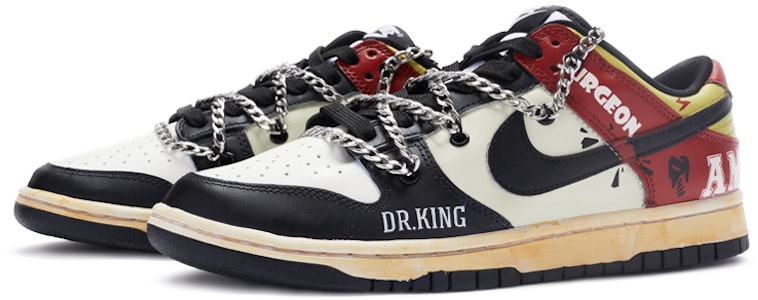【客製化球鞋】 Nike Dunk Low Retro 姜戈 特殊鞋盒 手繪噴繪鍊條鞋帶 低幫 板鞋 男款 黑白紅 Lookbook 【客製化球鞋】 Nike Dunk Low Retro 姜戈 特殊鞋盒 手繪噴繪鍊條鞋帶 低幫 板鞋 男款 黑白紅