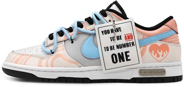 나이키 덩크 로우 레트로 '하트 멜로디 핑크그레이' (커스텀) DD1391-100(Team16-男款心动旋律) Buy 나이키 덩크 로우 레트로 '하트 멜로디 핑크그레이' (커스텀) DD1391-100(Team16-男款心动旋律)