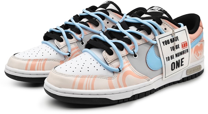 나이키 덩크 로우 레트로 '하트 멜로디 핑크그레이' (커스텀) DD1391-100(Team16-男款心动旋律) Lookbook 나이키 덩크 로우 레트로 '하트 멜로디 핑크그레이' (커스텀) DD1391-100(Team16-男款心动旋律)