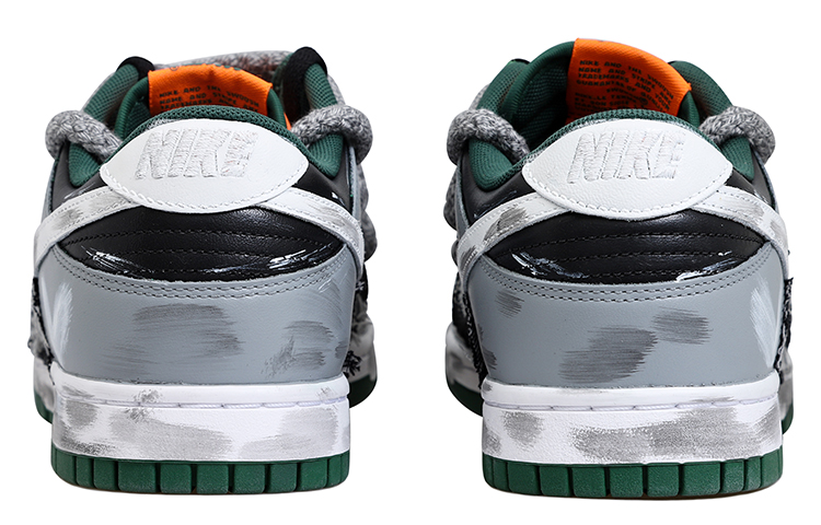 Shop ナイキ ダンク ロー レトロ "インダストリアル グラフィティ" (黒灰白) DD1391-300(Team拾玖-贴布工业风S-BOX)