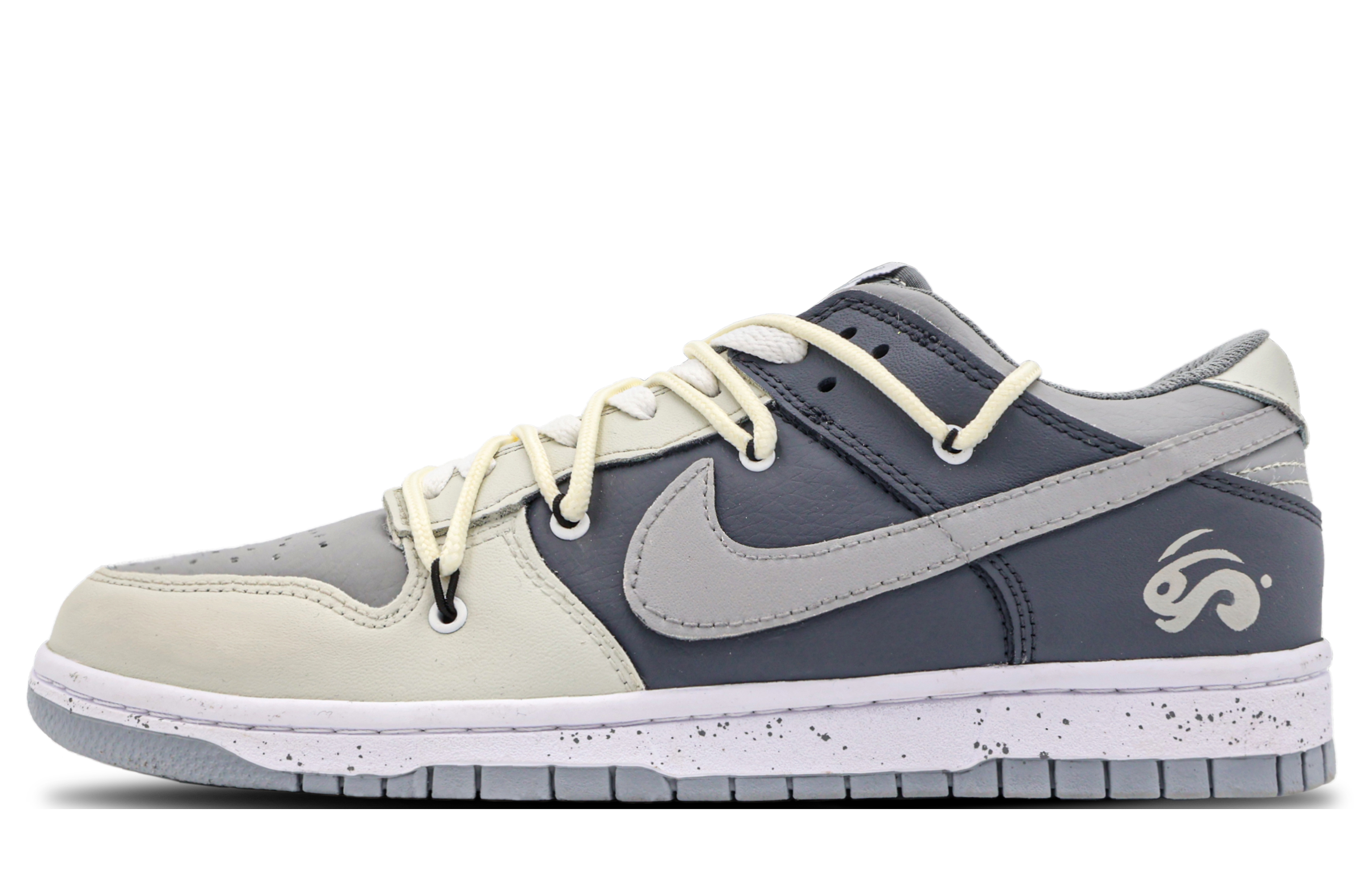 Buy 나이키 덩크 로우 레트로 '밀크 그레이' (커스텀) DJ6188-003(Team53-男款白月秋南)