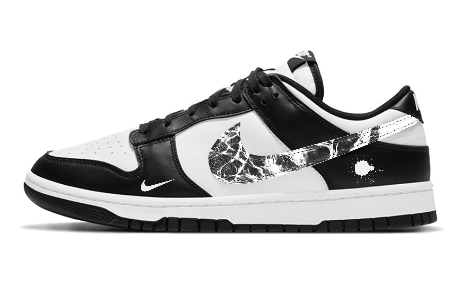 Buy 【訂製球鞋】 Nike Dunk Low Retro "Black" 熊貓 山水無痕 街頭潮流 低筒 板鞋 男女款 黑白