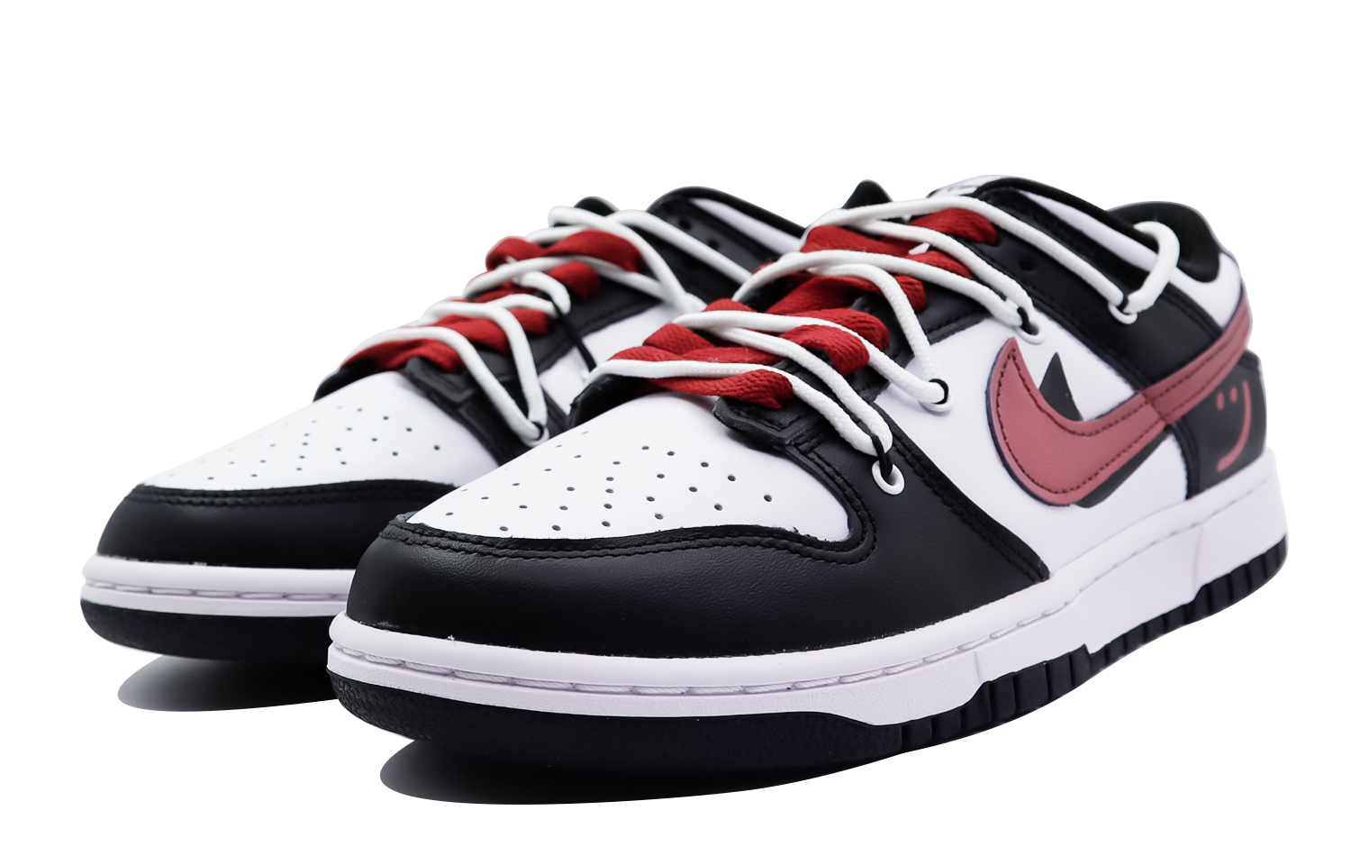 Lookbook [Sepatu Custom] Nike Dunk Low Retro 'Panda Hitam Merah' DD1391-100(Team48-鞓红)