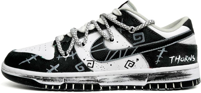 나이키 덩크 로우 레트로 '블랙쏜 플래드' (커스텀) DV0827-100(Team11-黑色荆棘男款黑白) Buy 나이키 덩크 로우 레트로 '블랙쏜 플래드' (커스텀) DV0827-100(Team11-黑色荆棘男款黑白)