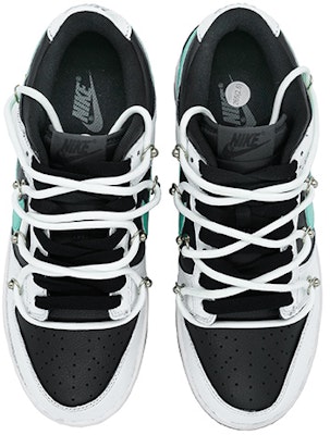 나이키 덩크 로우 레트로 '역판다 화이트 블랙 그린' DJ6188-002(Team16-男款反转黑白) Shop 나이키 덩크 로우 레트로 '역판다 화이트 블랙 그린' DJ6188-002(Team16-男款反转黑白)