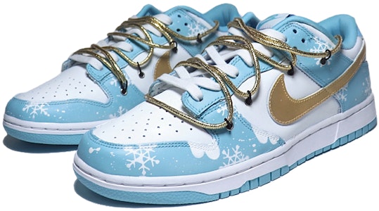 나이키 덩크 로우 레트로 '스모그 블루 윈터 홀리데이' (커스텀) DM0121-400(Team25-蓝雪花) Lookbook 나이키 덩크 로우 레트로 '스모그 블루 윈터 홀리데이' (커스텀) DM0121-400(Team25-蓝雪花)