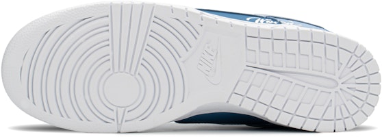 【訂製球鞋】Nike Dunk Low retro fzbb 冰雪限定 雪花鹿 低幫 板鞋 男款 藍 特殊禮盒 Shop 【訂製球鞋】Nike Dunk Low retro fzbb 冰雪限定 雪花鹿 低幫 板鞋 男款 藍 特殊禮盒