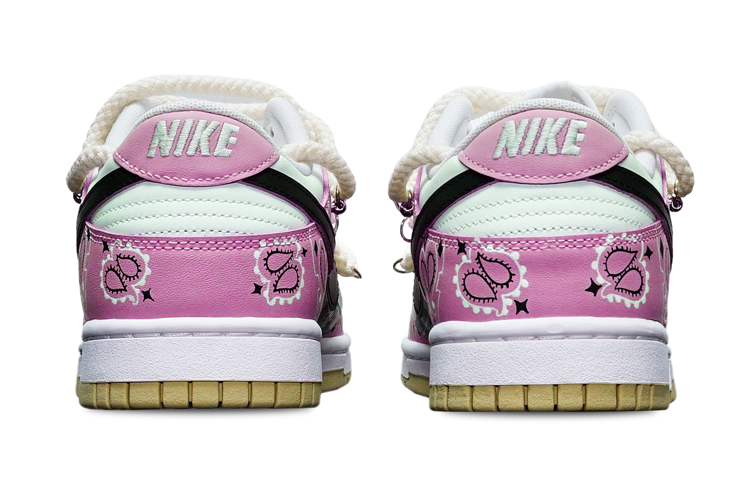 Shop ナイキ ダンク ロー レトロ "TSプレイドペイズリー" DV0833-100(TeamT-腰果花红白S-BOX)