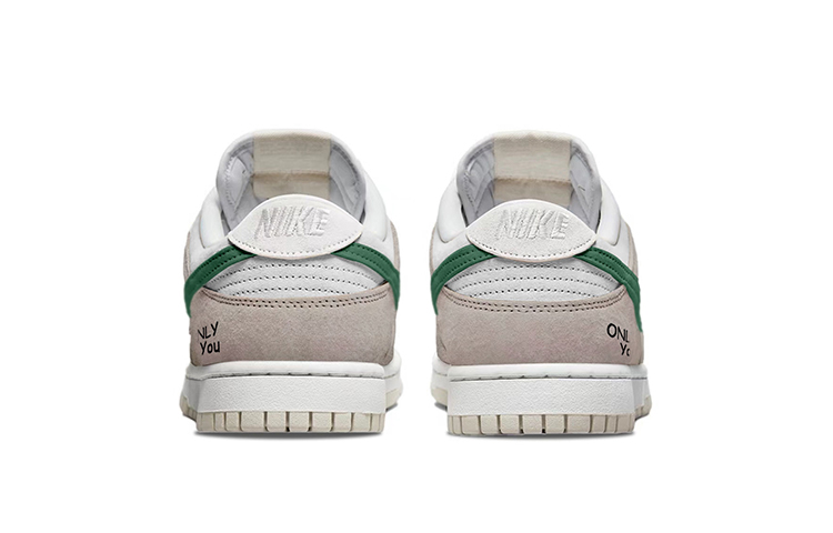 Shop カスタム ダンク ロー プレミアム "アボカド" (Kasutamu Danku Rō Purimiamu "Abogado") DD8338-001(TeamY-男款复古做旧牛油果奶灰色)