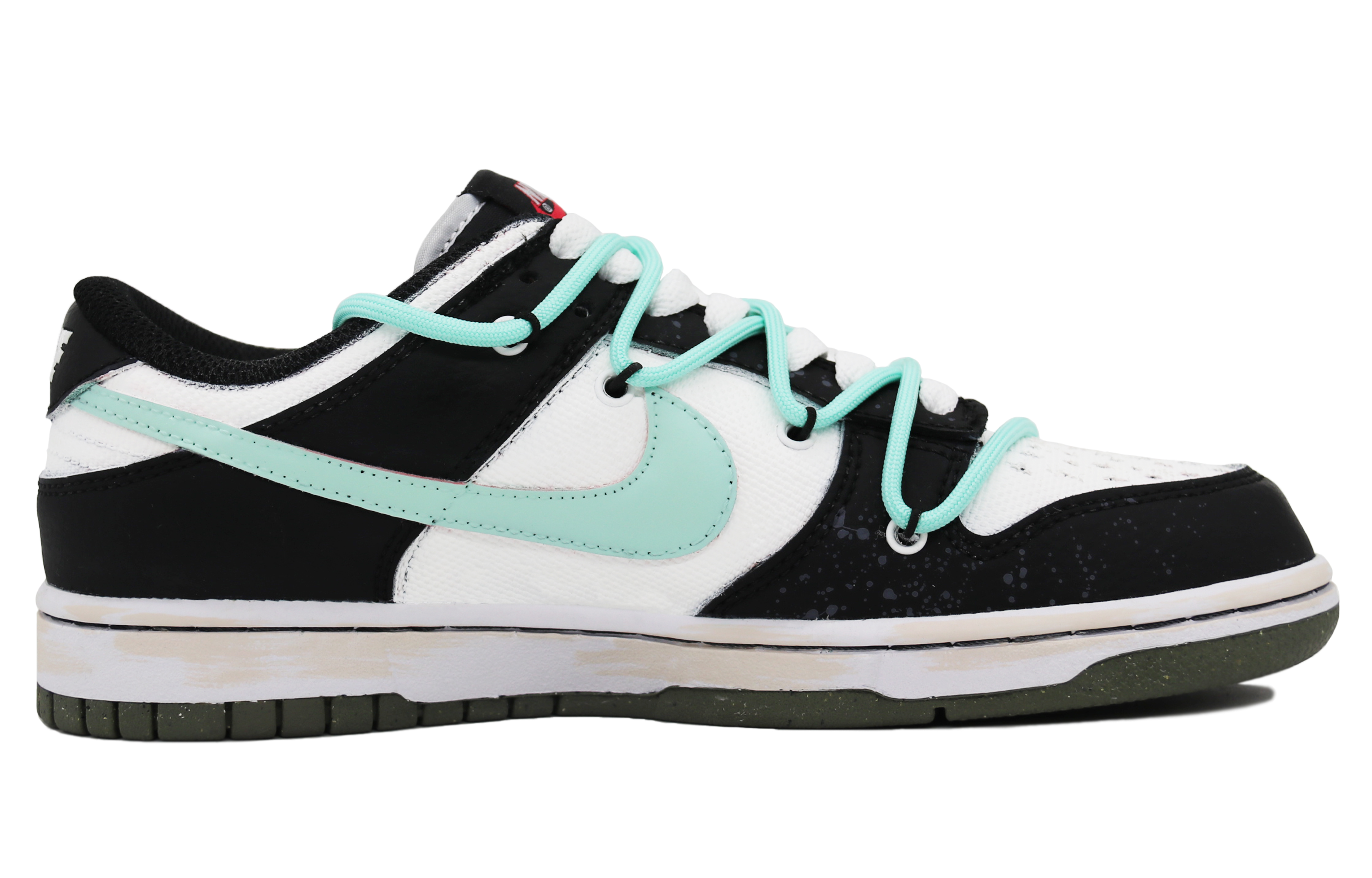 Order [Sneakers Kustom] Nike Dunk Low Retro PRM 'Hitam Hijau - Qing Zhi Zhi Lian' DM0108-001(Team31-男款青栀之恋)