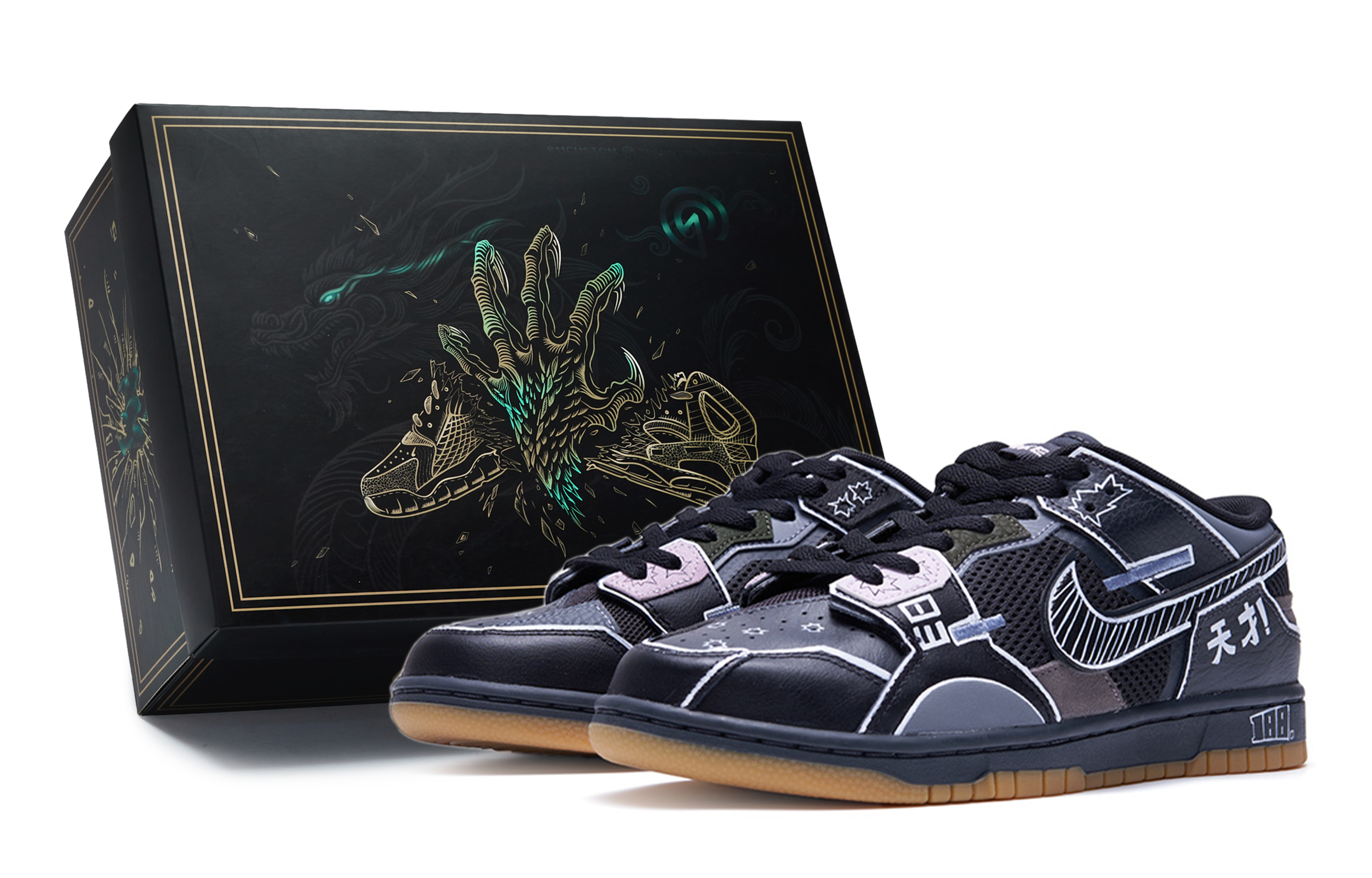 Buy [Kasut Tersuai] Nike Dunk Low Scrap 'Hitam Putih Manga' DB0500-001(TeamR-男款黑白漫画S-BOX)