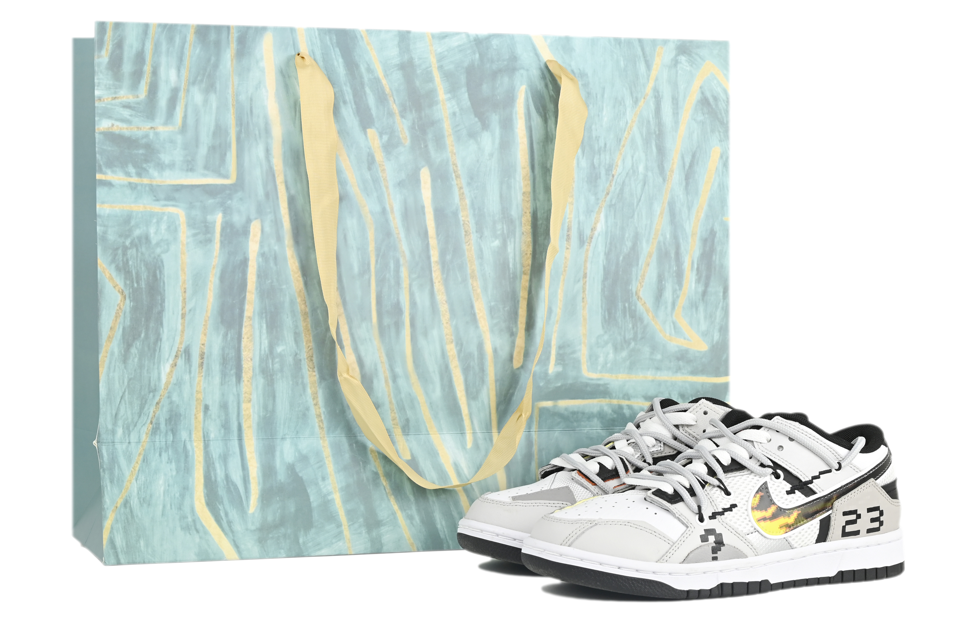 Buy [Sepatu Kustom] Nike Dunk Low Scrap 'Pixel Box Spesial oleh Fat Craftsman' DX6058-101-466148