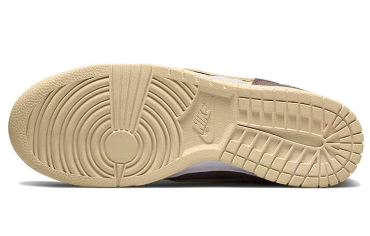 Purchase 나이키 덩크 로우 스크랩 "레트로 퓨처 패치워크" (레드-그린) DH7450-100(TeamB-男款收音机)