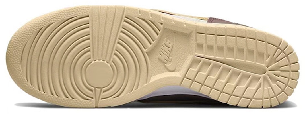 나이키 덩크 로우 스크랩 '레트로 퓨처 레드 그린' (커스텀) DH7450-100(TeamB-男款收音机G-BOX) Purchase 나이키 덩크 로우 스크랩 '레트로 퓨처 레드 그린' (커스텀) DH7450-100(TeamB-男款收音机G-BOX)