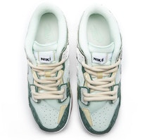 【客製化球鞋】Nike Dunk Low Scrap "Sea Glass" 鷹雀製造 新年主題 青銅器 年獸 暗紋 拼接 低筒 板鞋 男款 白綠 Purchase 【客製化球鞋】Nike Dunk Low Scrap "Sea Glass" 鷹雀製造 新年主題 青銅器 年獸 暗紋 拼接 低筒 板鞋 男款 白綠