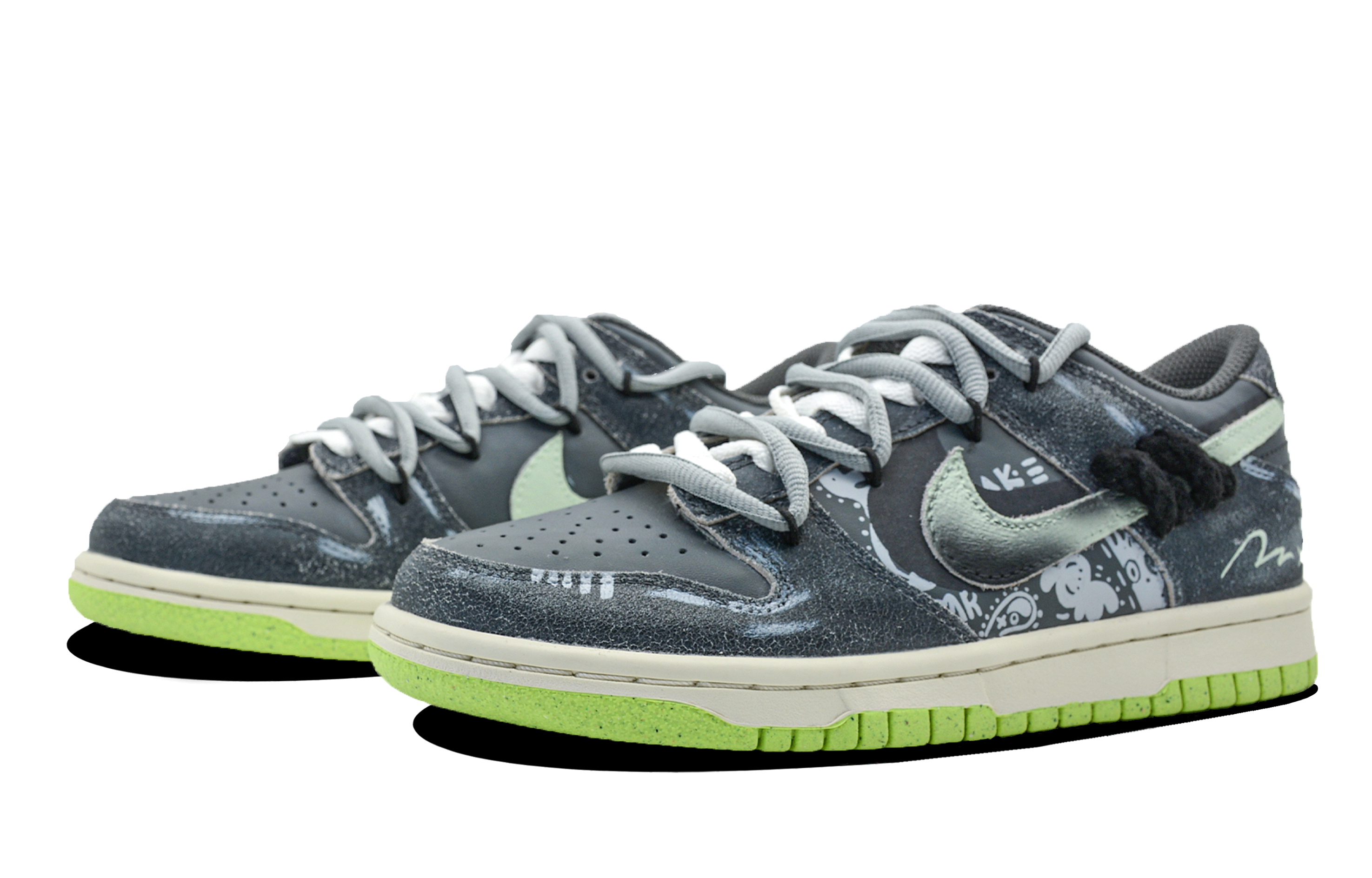 Shop 나이키 덩크 로우 SE '록앤롤 그레이 그린' (커스텀) DQ6215-001-459169