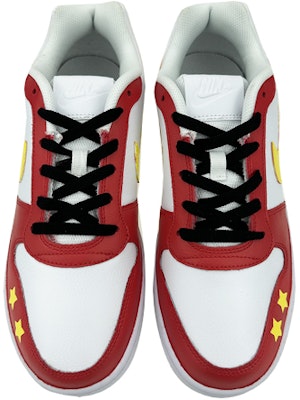 【定制球鞋】Nike EBERNON Low 是在玩鞋 火箭 塗鴉 休士頓 低筒 板鞋 男款 白紅黃 Shop 【定制球鞋】Nike EBERNON Low 是在玩鞋 火箭 塗鴉 休士頓 低筒 板鞋 男款 白紅黃